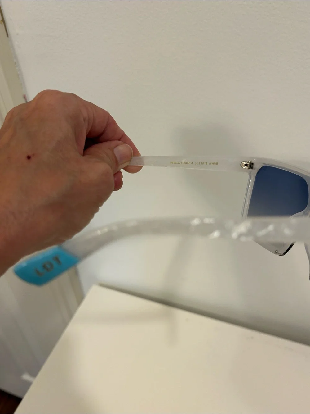 Modern Oversized Square Sunglasses in Blue Gradient